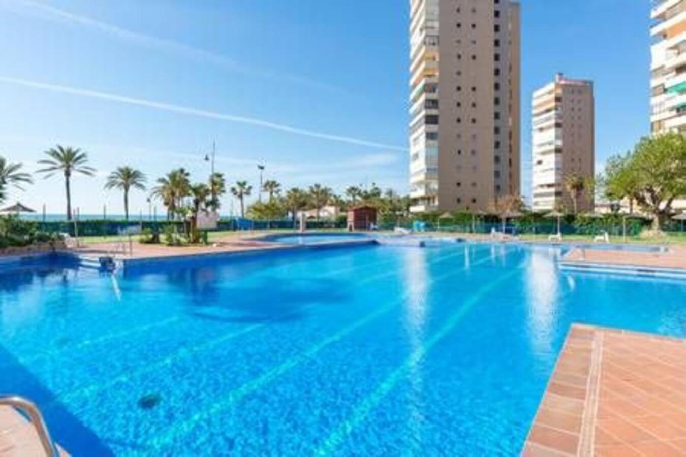 Playamar Waterfront Exclusive Apartment And Views Tower 2 Fl 14 Торремолінос Екстер'єр фото
