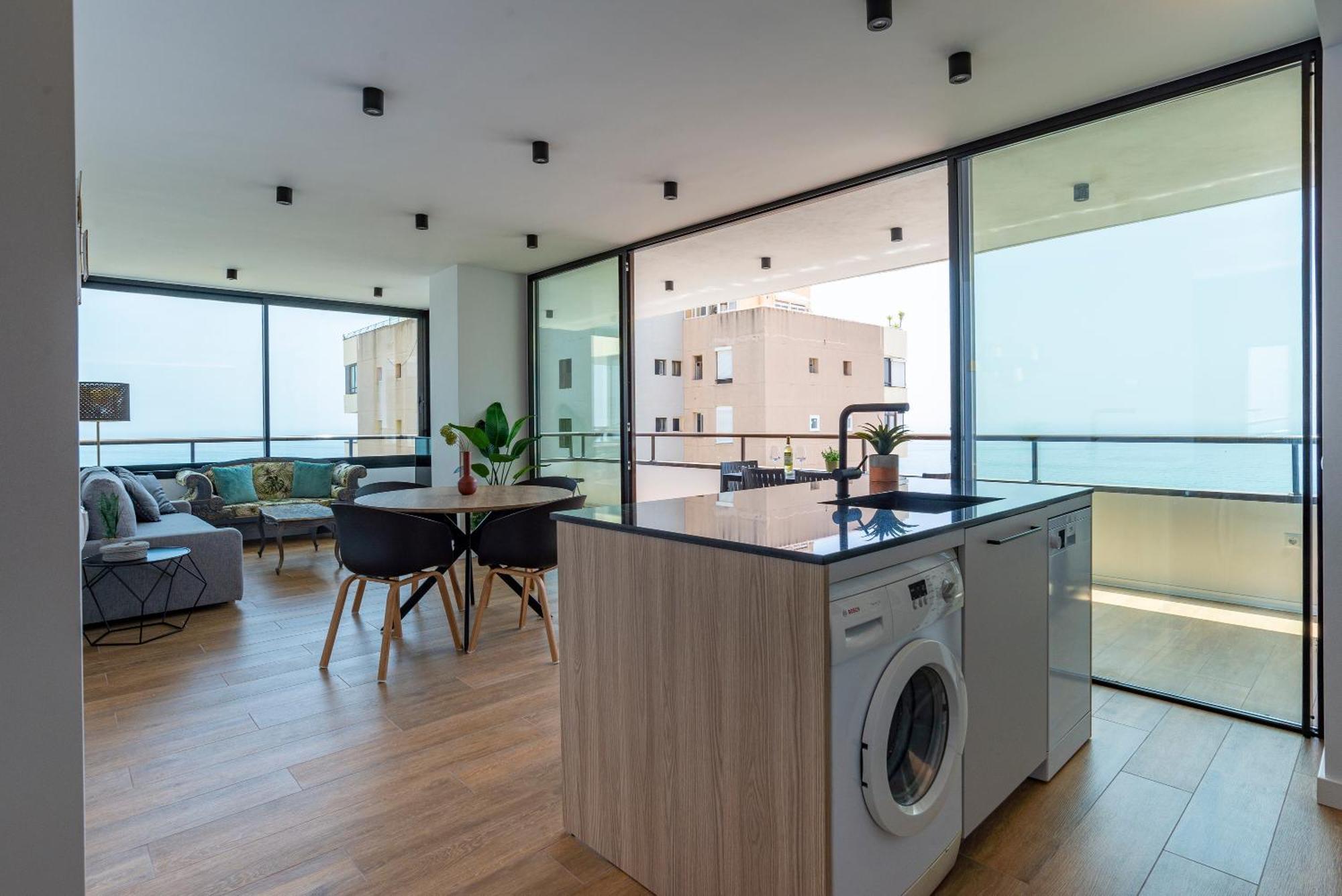 Playamar Waterfront Exclusive Apartment And Views Tower 2 Fl 14 Торремолінос Екстер'єр фото